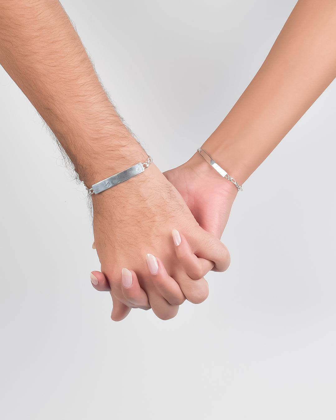 pulsera con placa, pulsera plateada de hombre, pulsera con placa plateada, pulsera plateada, esclavas, pulsera de parejas