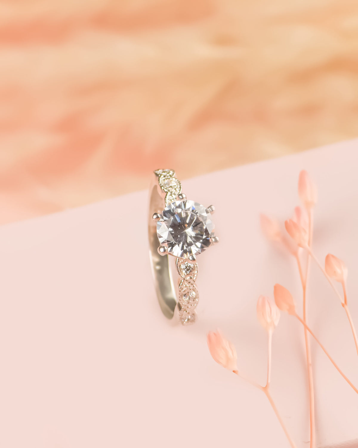 anillo de compromiso, anillo con diamante, anillo de piedra, anillo de compromiso de plata, anillo con piedra grande, anillo de pareja, anillo de plata, anillo delgado