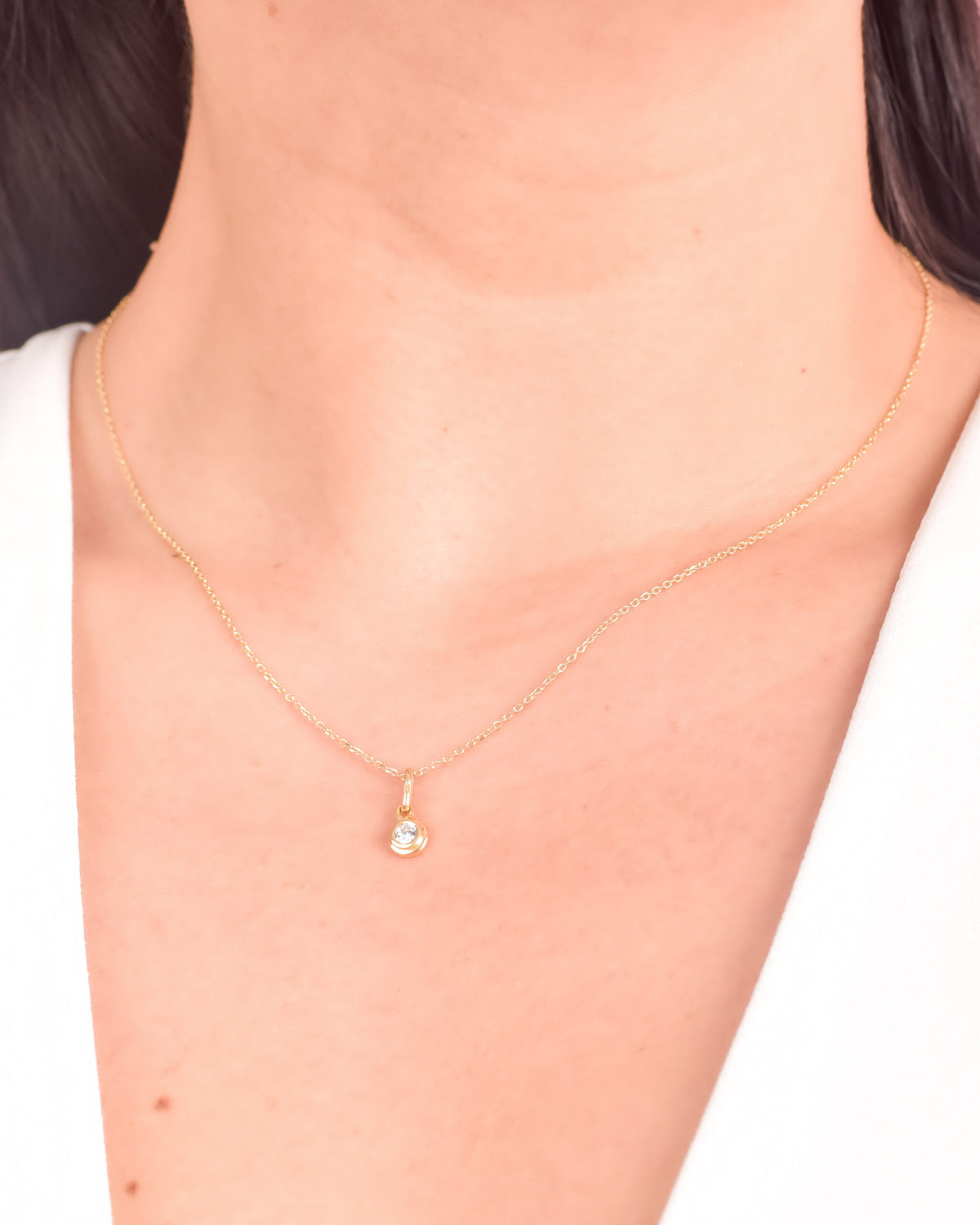dije de oro, dije dorado, dije con piedra, dije con colgante de piedra