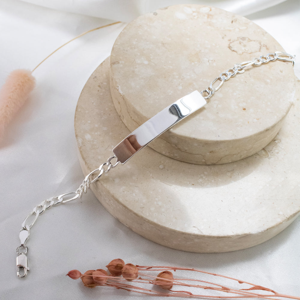 pulsera con placa, pulsera plateada de hombre, pulsera con placa plateada, pulsera plateada, esclavas, pulsera de parejas